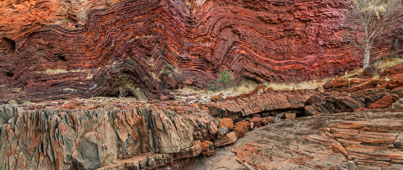 Red rocks, Handcock George in Karajini National Park, Western Australia by Max Pemberton