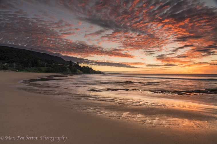 Sunrise over Coledale beach NSW , Australia. Image by Max Pemberton